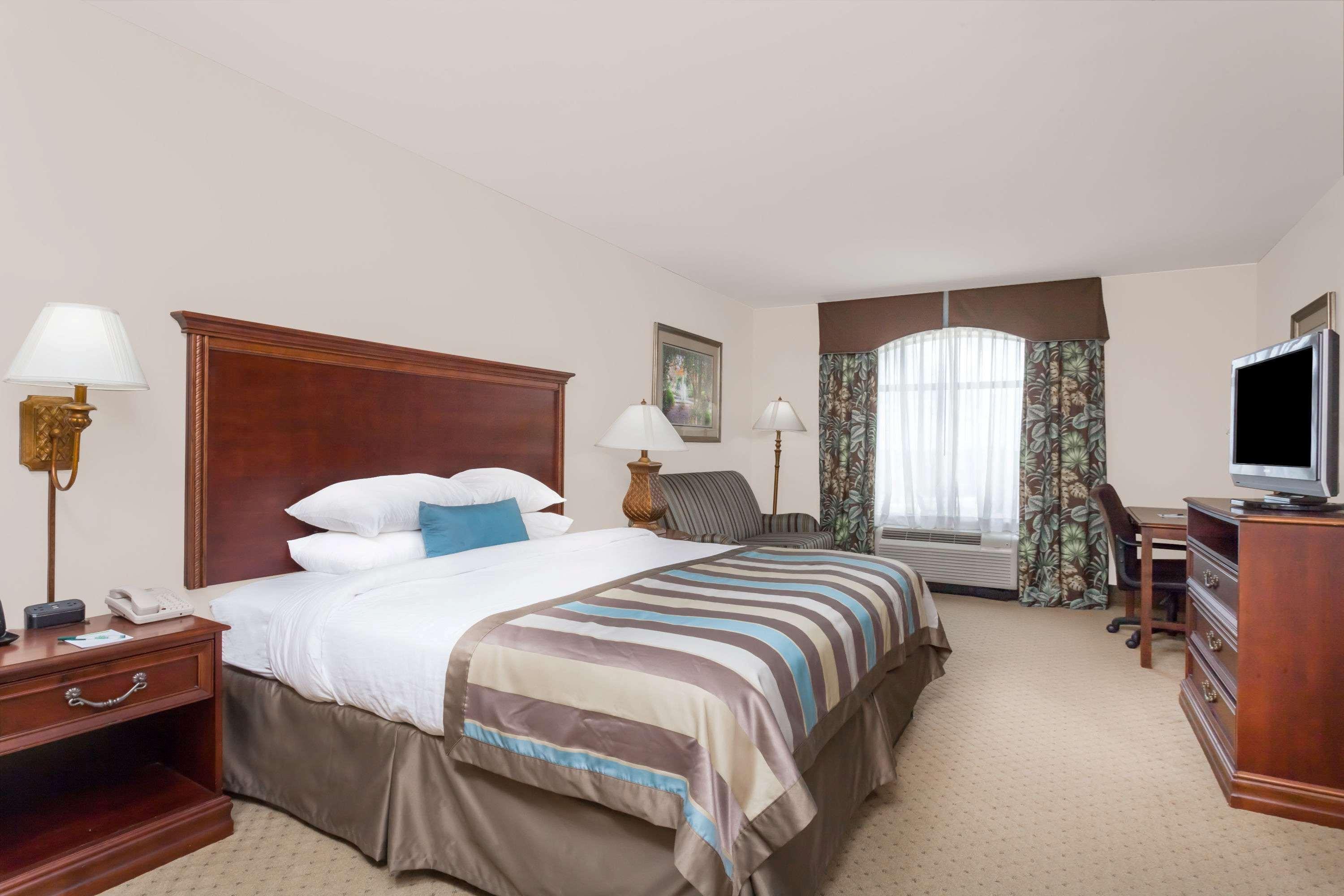 Wingate By Wyndham Columbia/Lexington Hotel Екстериор снимка
