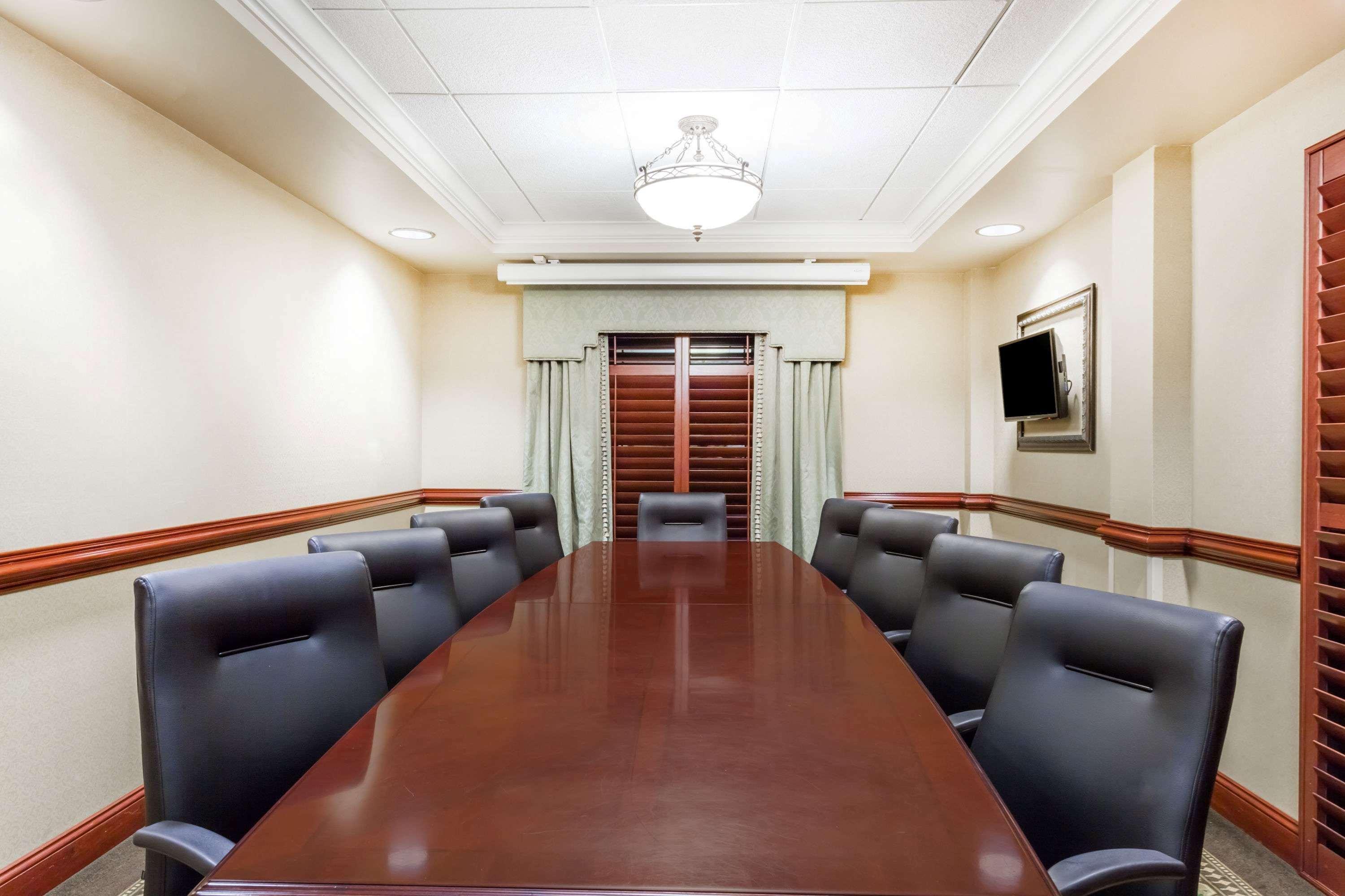 Wingate By Wyndham Columbia/Lexington Hotel Екстериор снимка