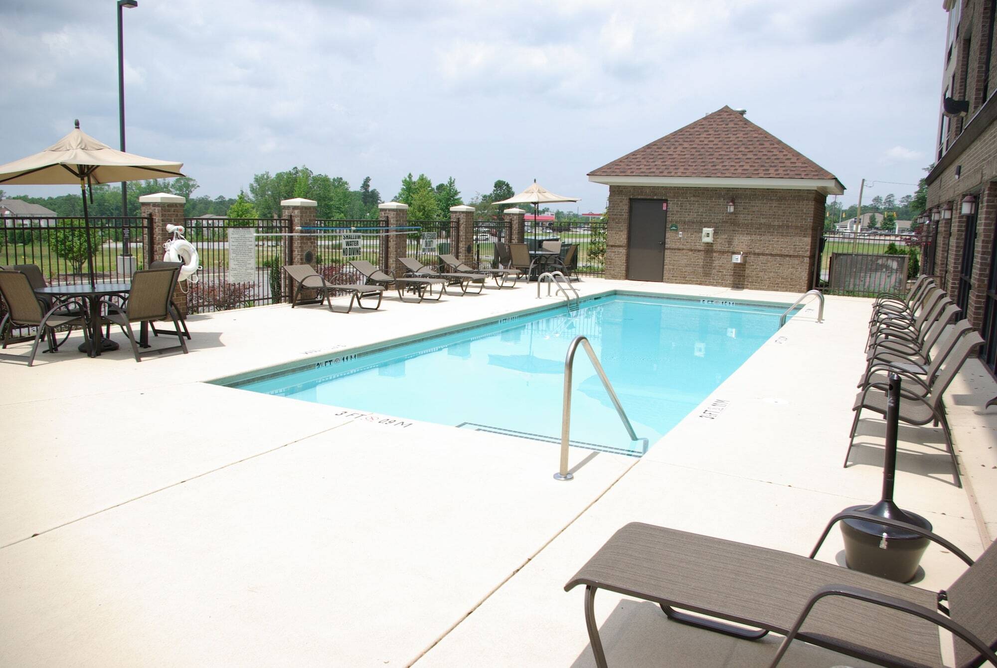 Wingate By Wyndham Columbia/Lexington Hotel Екстериор снимка
